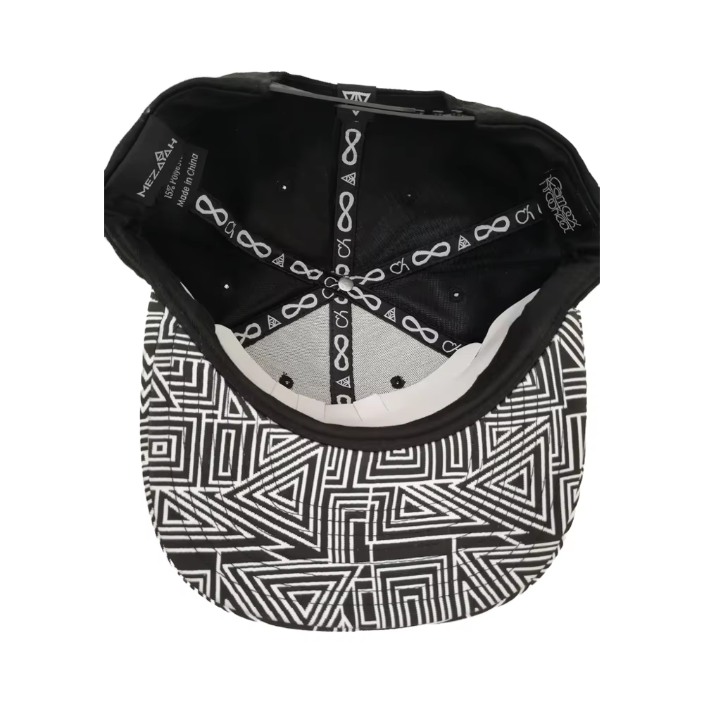 UN-0066 SIX PANELS SNAPBACK CAP