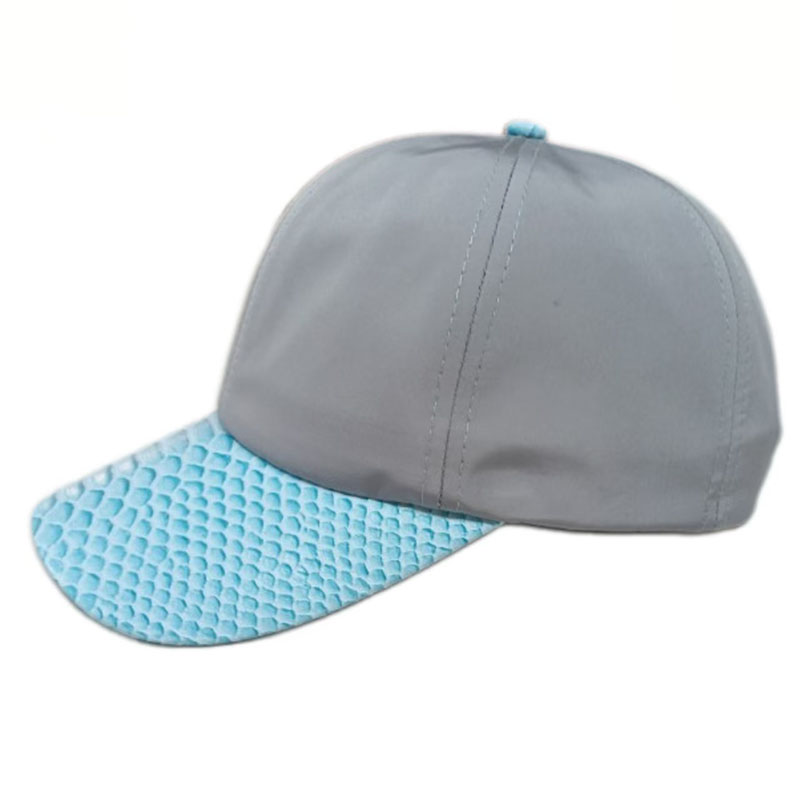 6 Panel Mesh Snapback Sport Cap